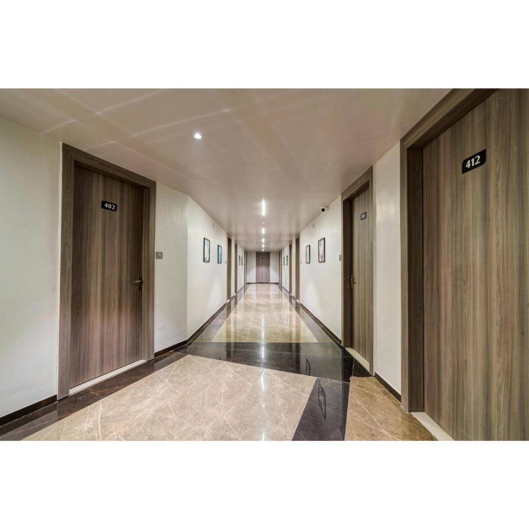 Hotel Sparsh Divine Ahmedabad Exteriör bild